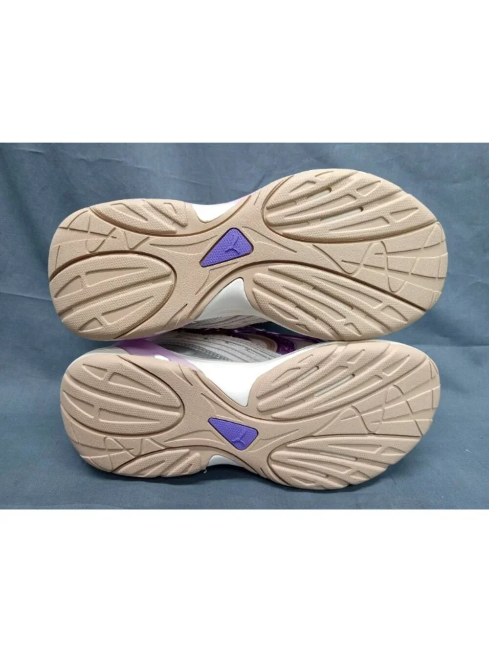 Puma Inverse Shades JR (GS) 406008 01 White Lavender Girls Size 6.5 NEW NO BOX!